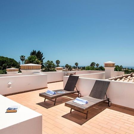 Beautiful Two Bedroom Apartment With Roof Terrace カルヴォエイロ エクステリア 写真