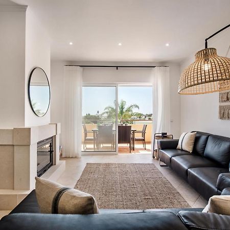 Beautiful Two Bedroom Apartment With Roof Terrace カルヴォエイロ エクステリア 写真